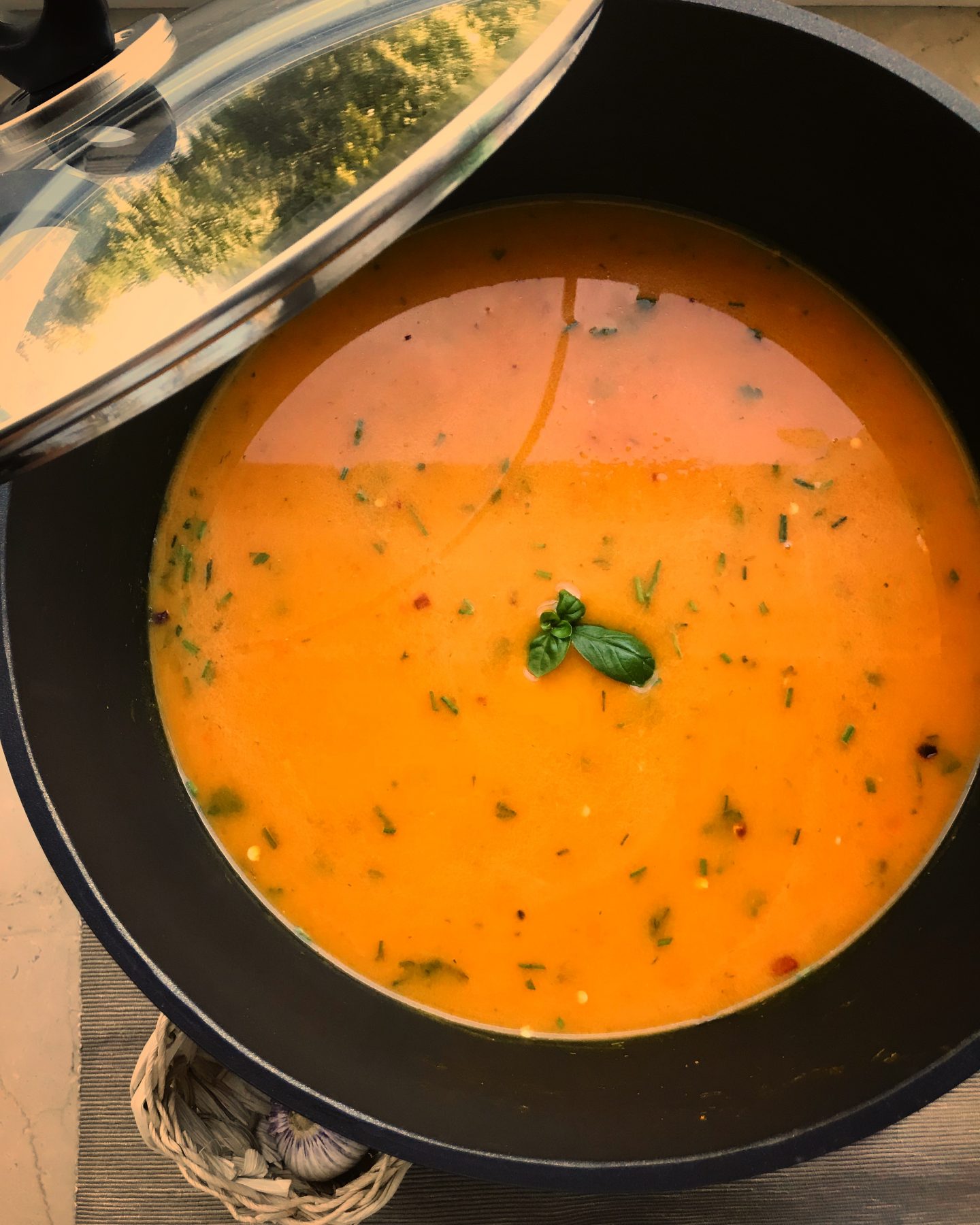 Karotten-Kürbis Suppe mit Kokosmilch - Kochhochgenuss